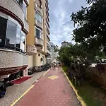 Pristine Apartamento