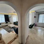 Apartament Pristine